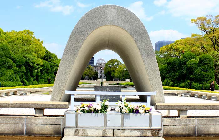 Cenotaph for A-bomb Victims and Flame of Peace